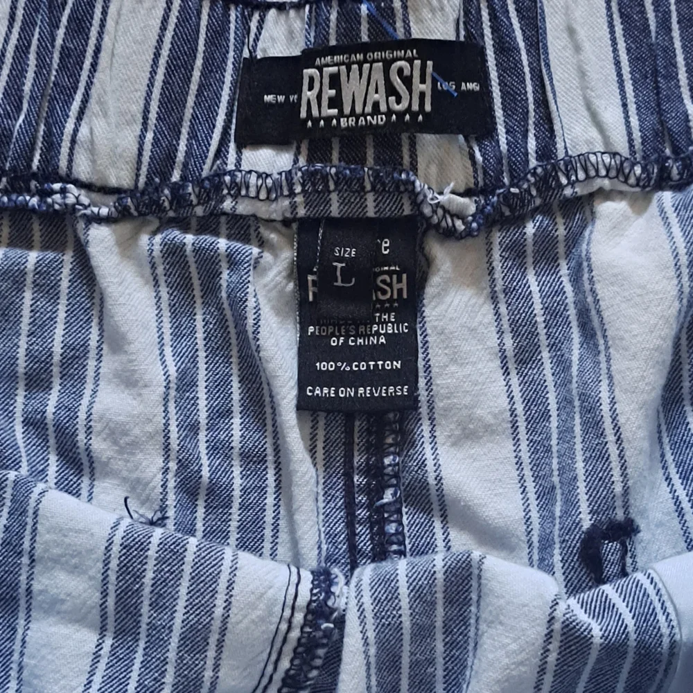REWASH Blue White Striped Pull-On Shorts Frayed Hem Elastic Waistband Size Large